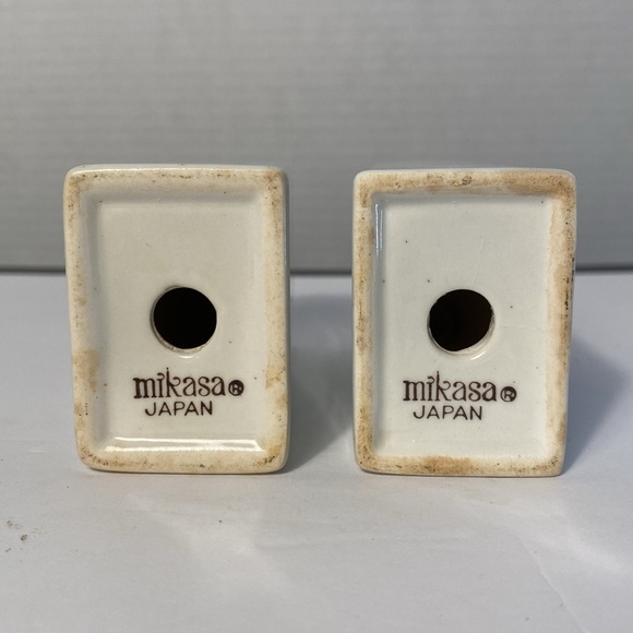 Vintage Mikasa “Modern Beauty” Speckled Salt & Pepper Shakers, Made in Japan - Picture 3 of 5